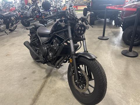 2020 Honda Rebel 500 in Auburn, Massachusetts - Photo 2