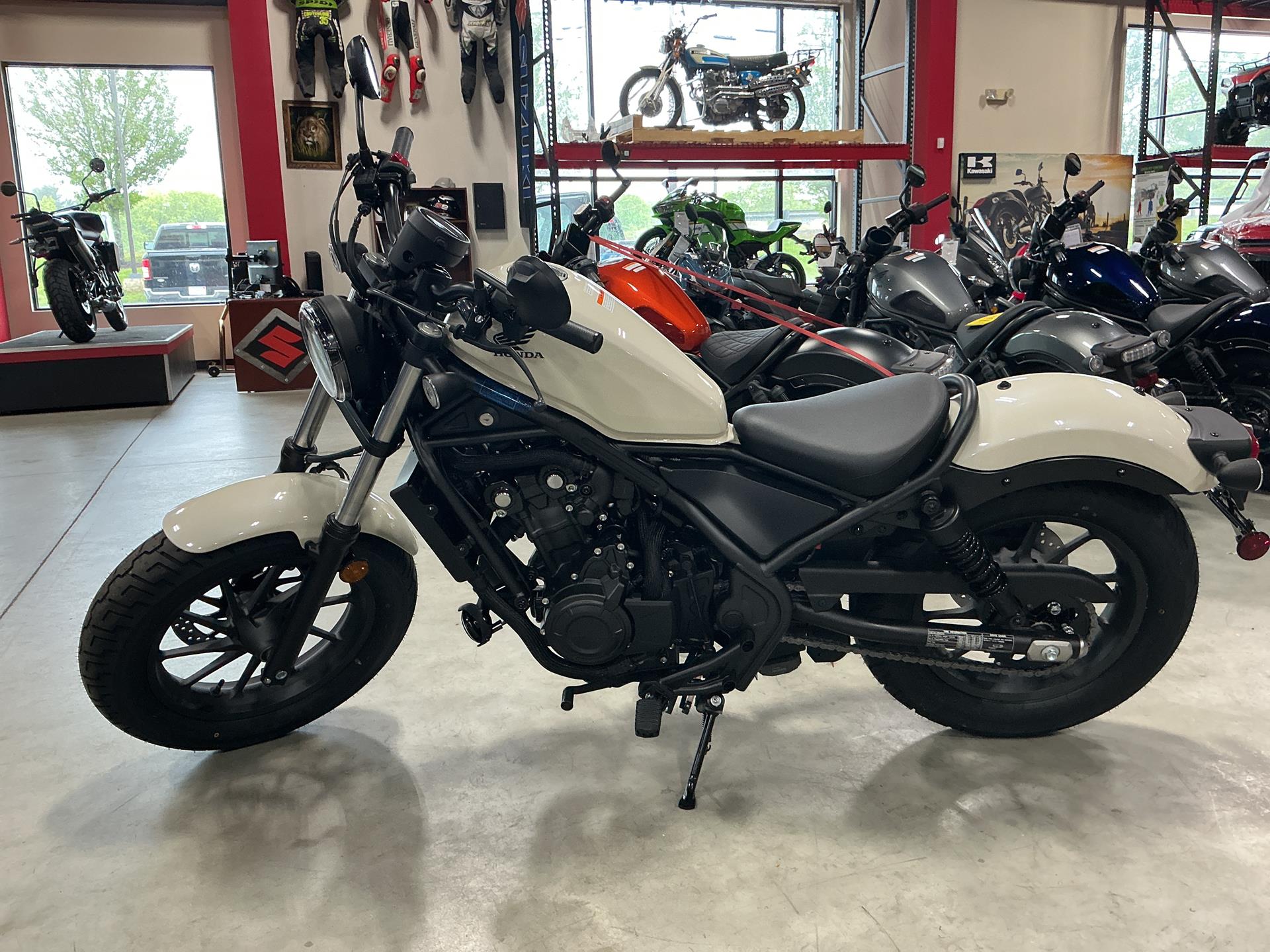 2025 Honda Rebel 500 ABS in Auburn, Massachusetts - Photo 2