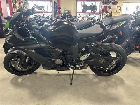 2016 Kawasaki Ninja ZX-6R ABS in Auburn, Massachusetts - Photo 1