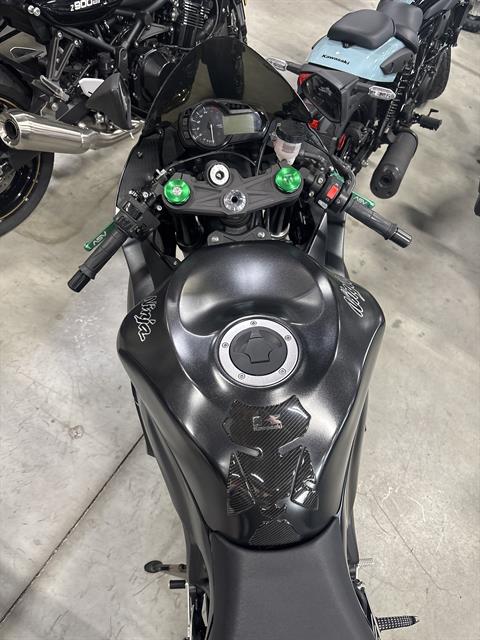 2016 Kawasaki Ninja ZX-6R ABS in Auburn, Massachusetts - Photo 5