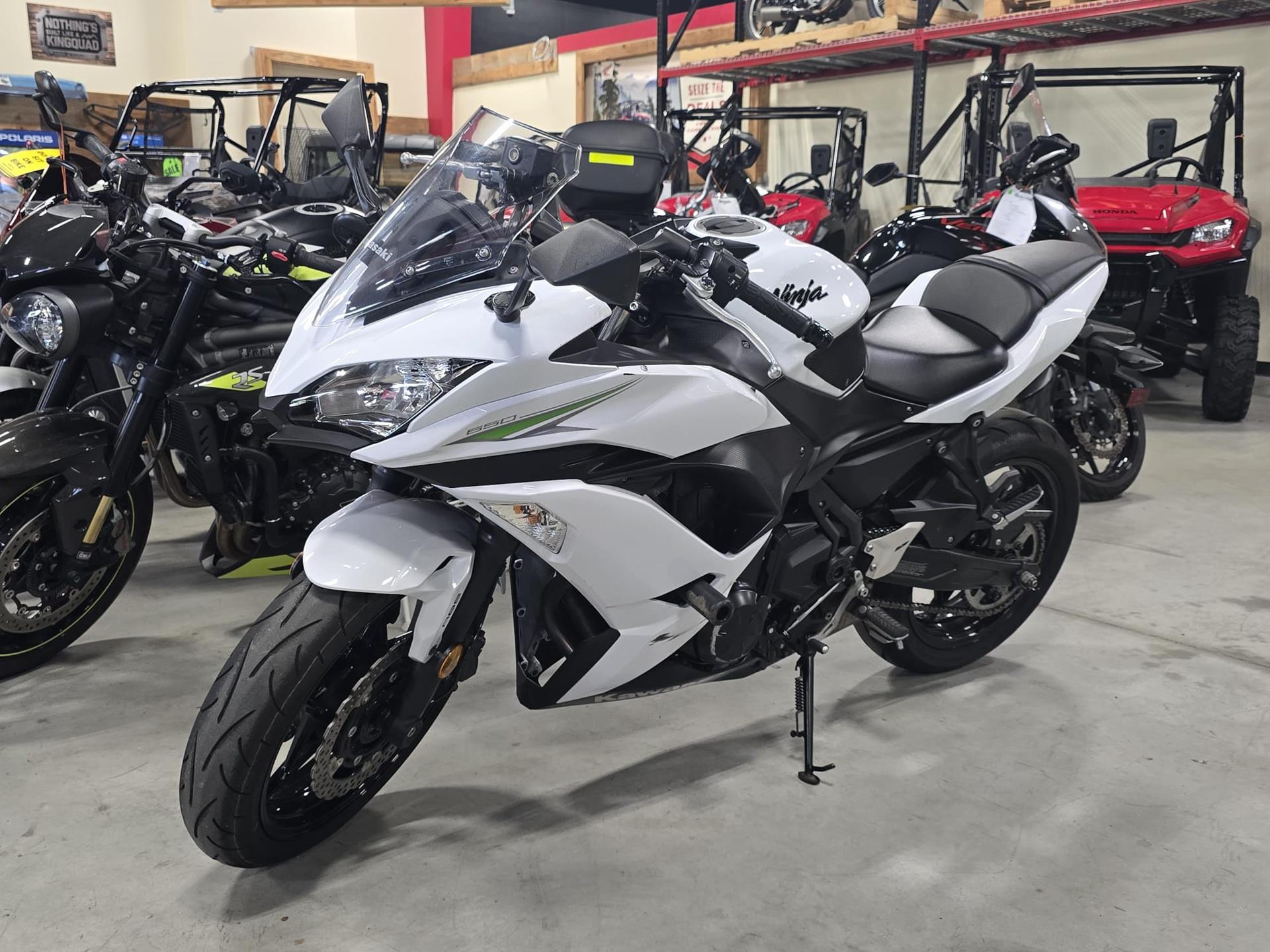 2017 Kawasaki Ninja 650 ABS in Auburn, Massachusetts - Photo 3