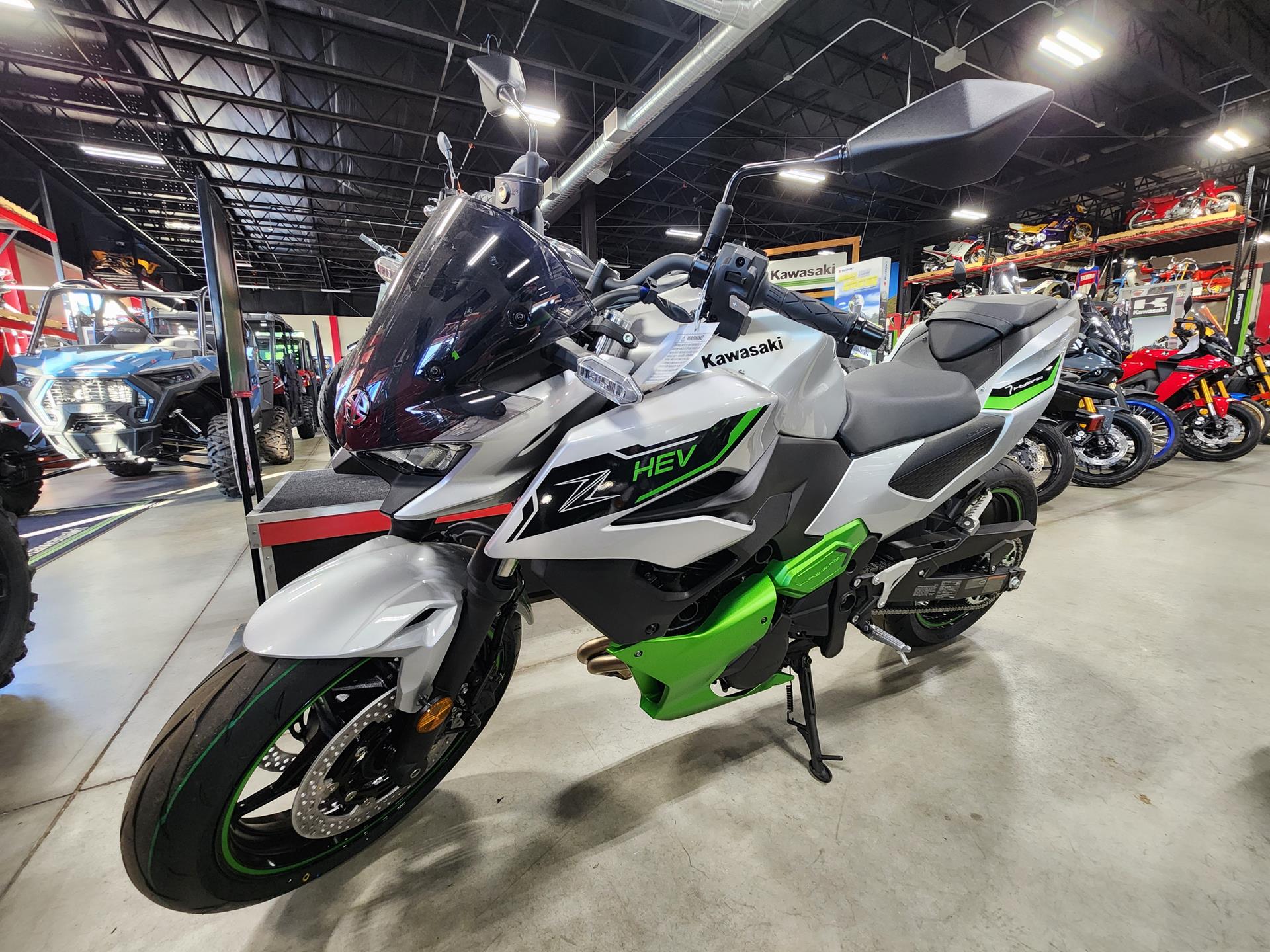 2024 Kawasaki Z7 Hybrid ABS in Auburn, Massachusetts - Photo 2