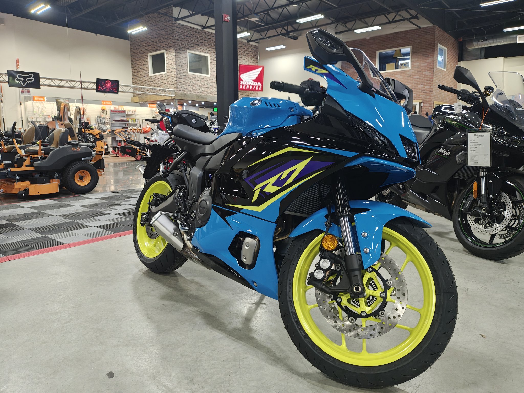 2026 Yamaha YZF-R7 1