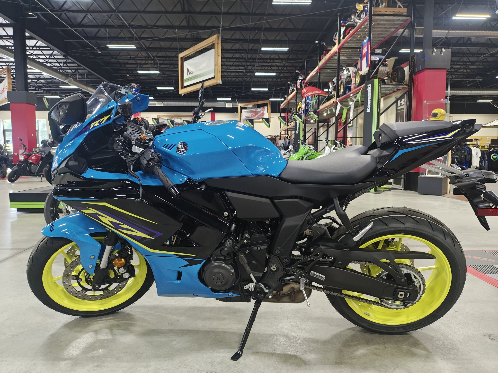 2026 Yamaha YZF-R7 3