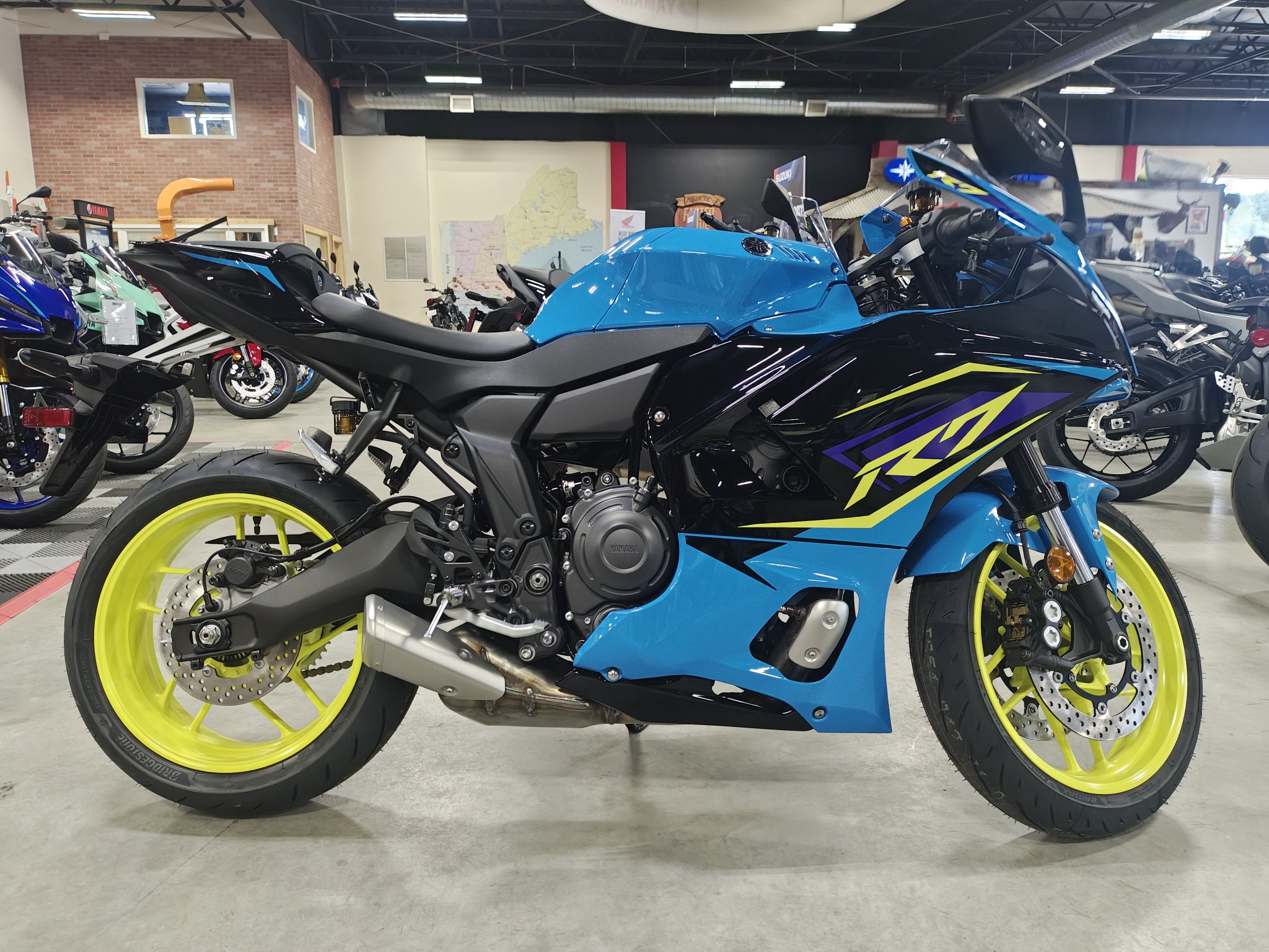 2026 Yamaha YZF-R7 5