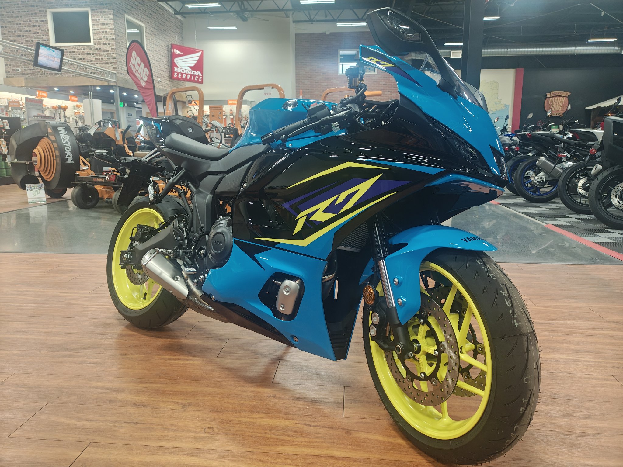 2026 Yamaha YZF-R7 1