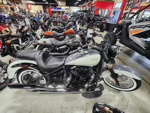2024 Kawasaki Vulcan 900 Classic in Auburn, Massachusetts - Photo 2