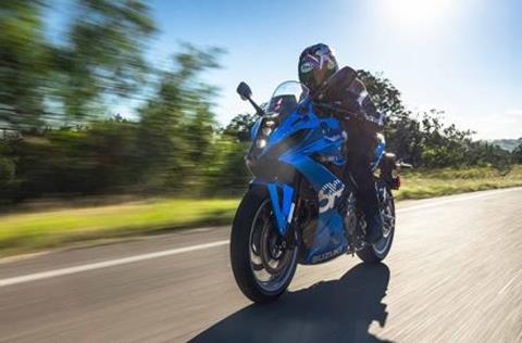 2025 Suzuki GSX-8R in Auburn, Massachusetts - Photo 3