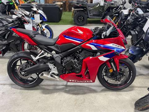 2024 Honda CBR650R ABS in Auburn, Massachusetts - Photo 2