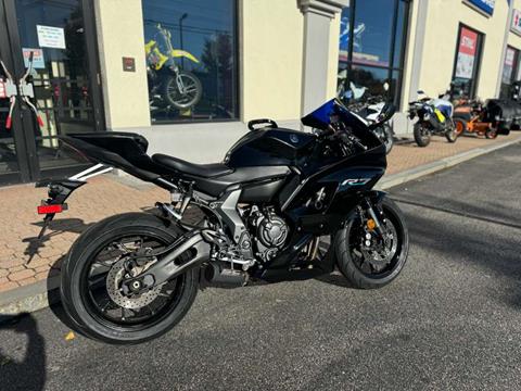 2023 Yamaha YZF-R7 in Auburn, Massachusetts - Photo 3