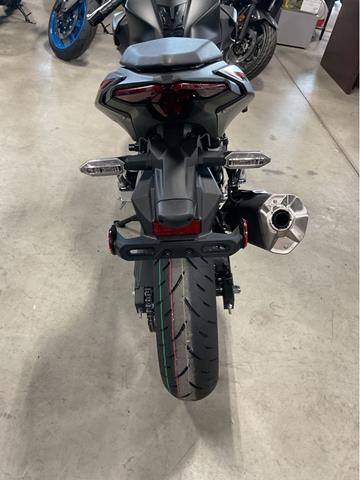 2025 Kawasaki Z500 SE ABS in Auburn, Massachusetts - Photo 4