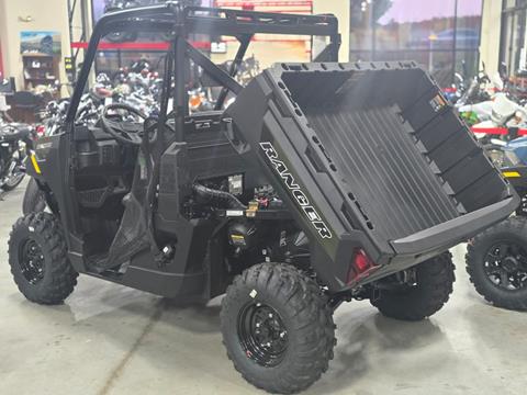 2026 Polaris Ranger 1000 EPS in Auburn, Massachusetts - Photo 2