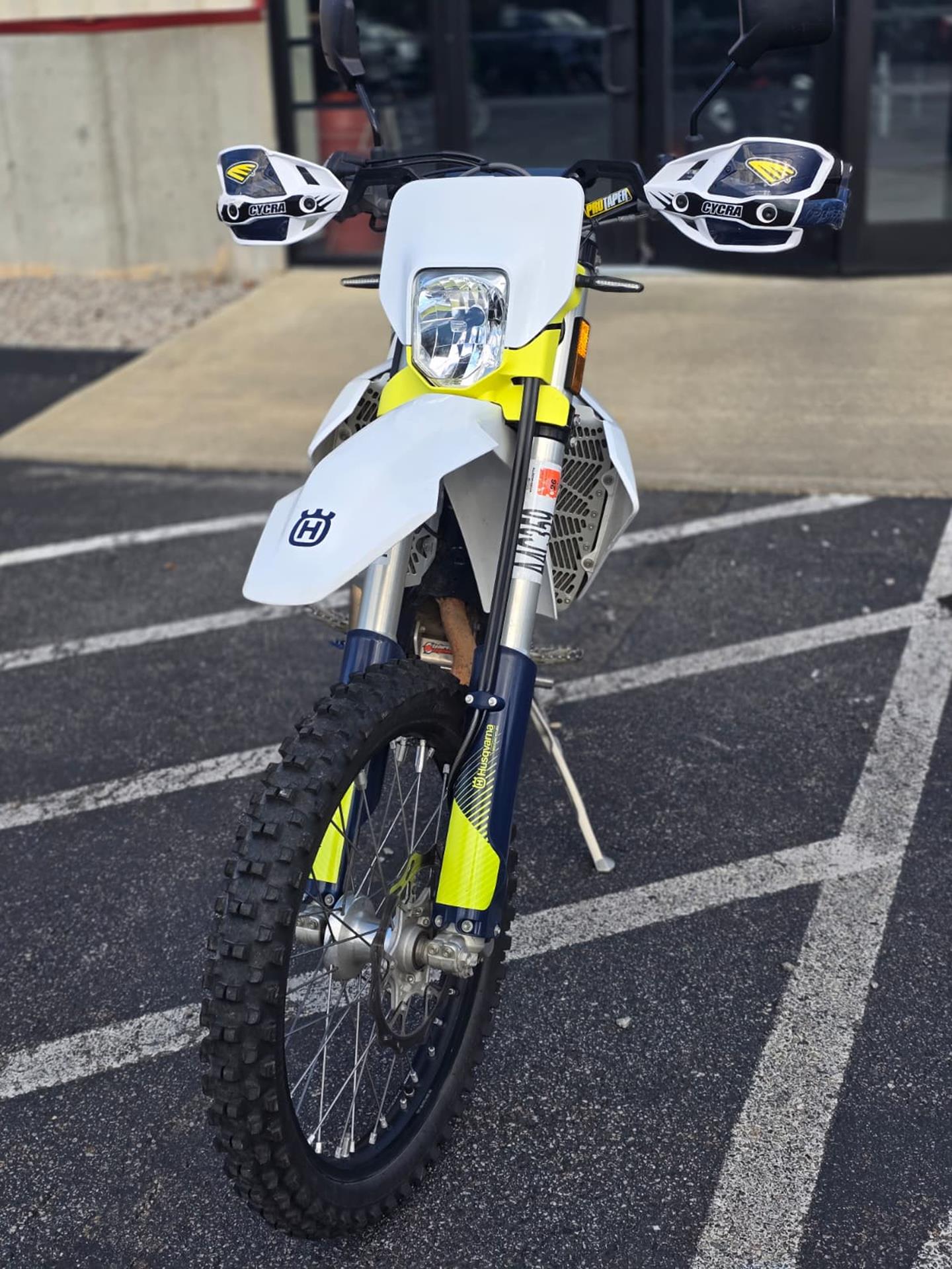 2024 Husqvarna FE 350s in Auburn, Massachusetts - Photo 7