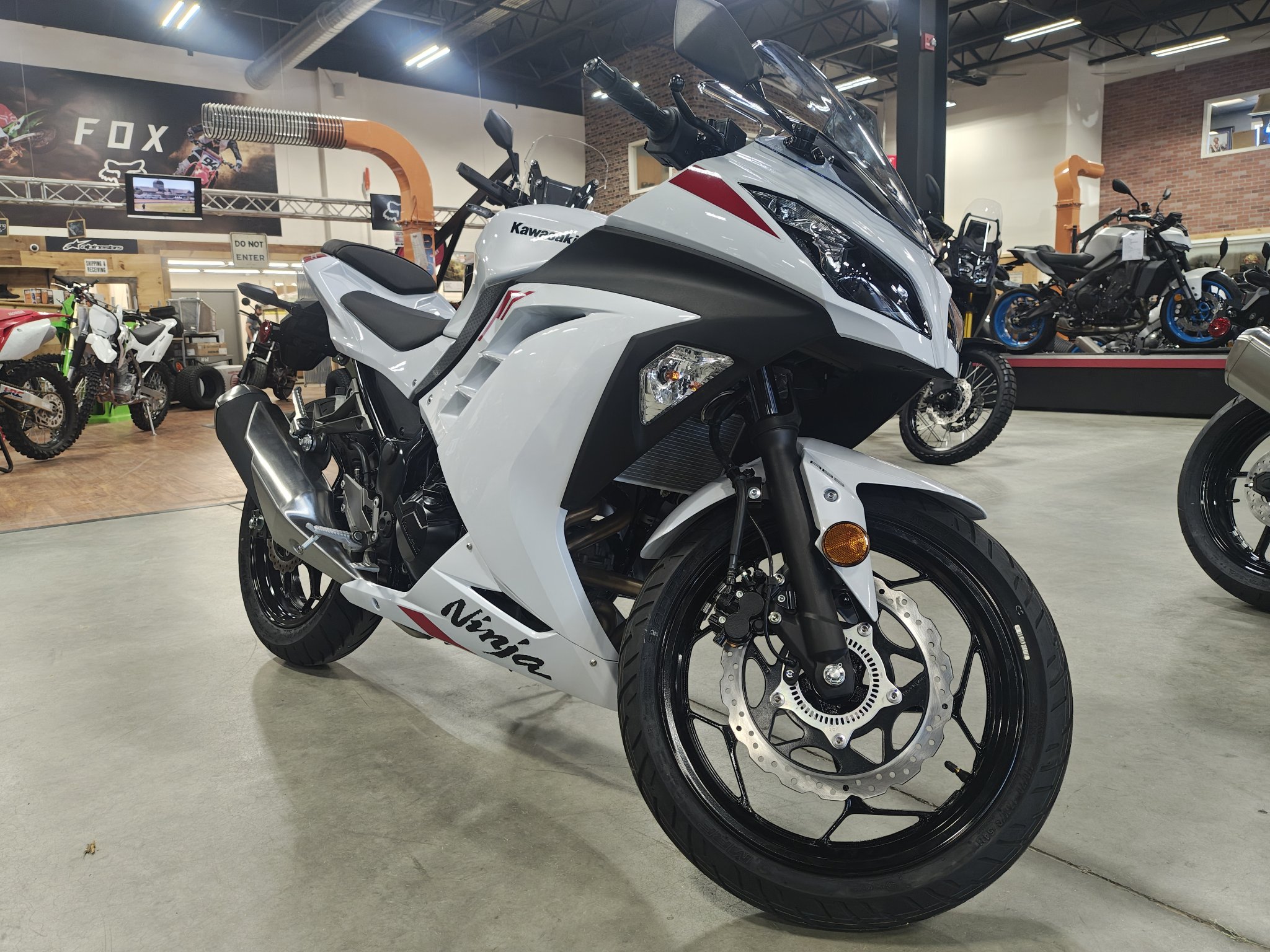 2026 Ninja® 300 ABS