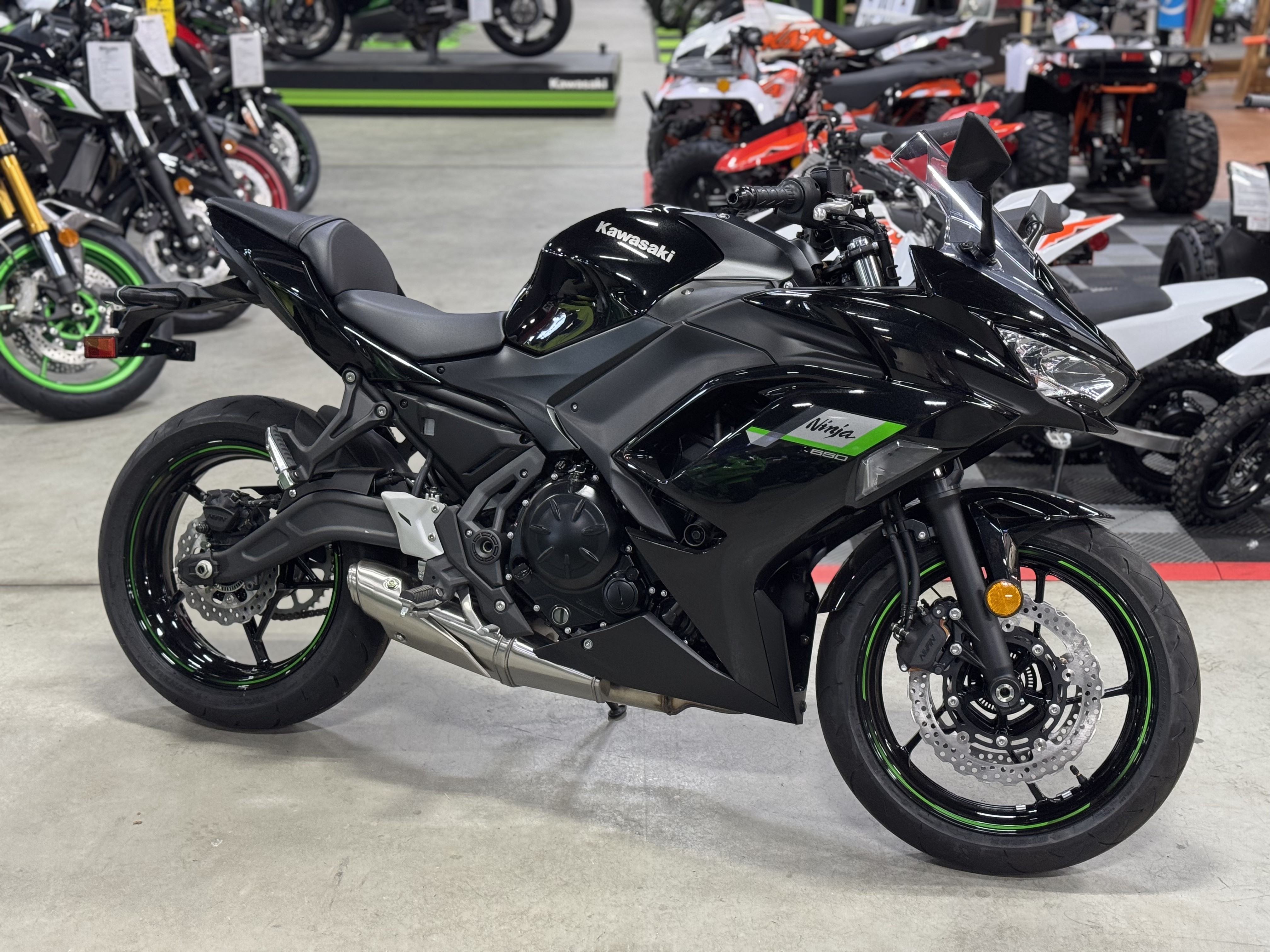2026 Kawasaki Ninja 650 in Auburn, Massachusetts - Photo 1