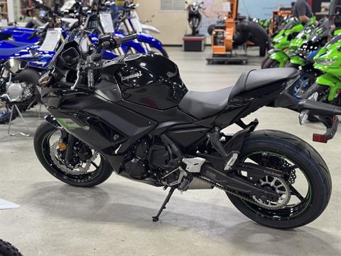 2026 Kawasaki Ninja 650 in Auburn, Massachusetts - Photo 3