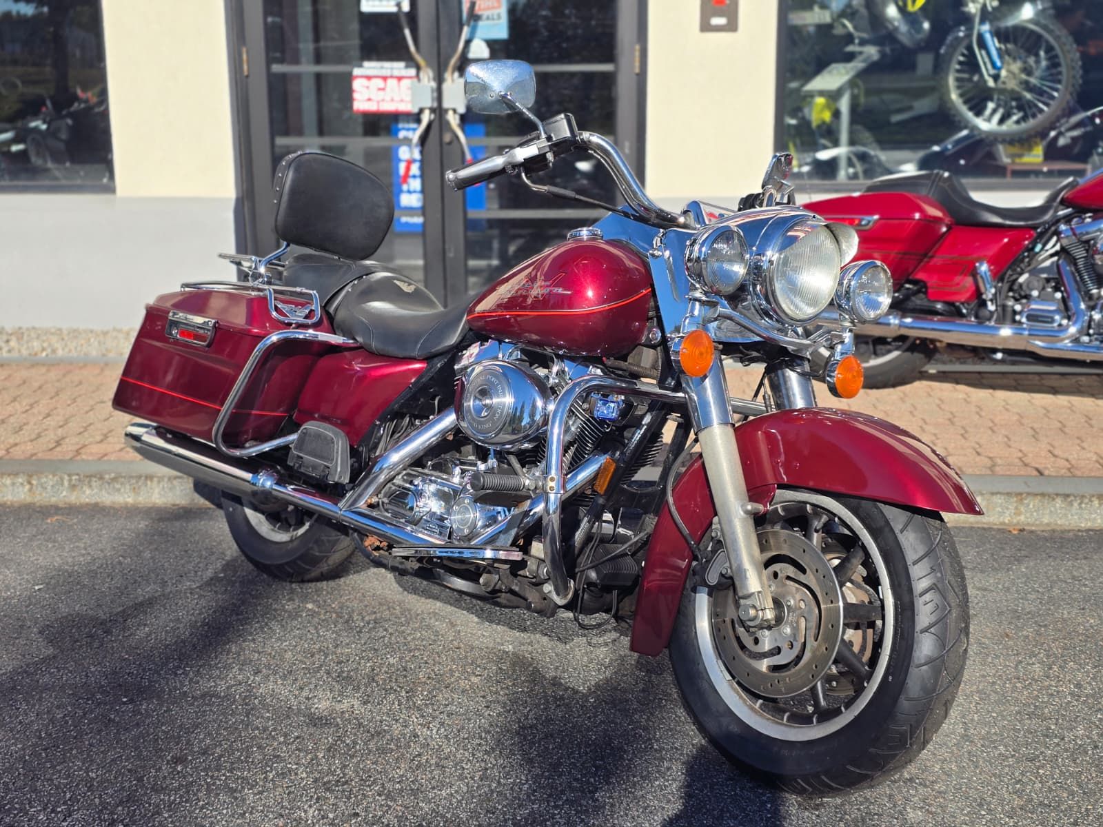 2001 Harley-Davidson Road King in Auburn, Massachusetts - Photo 2