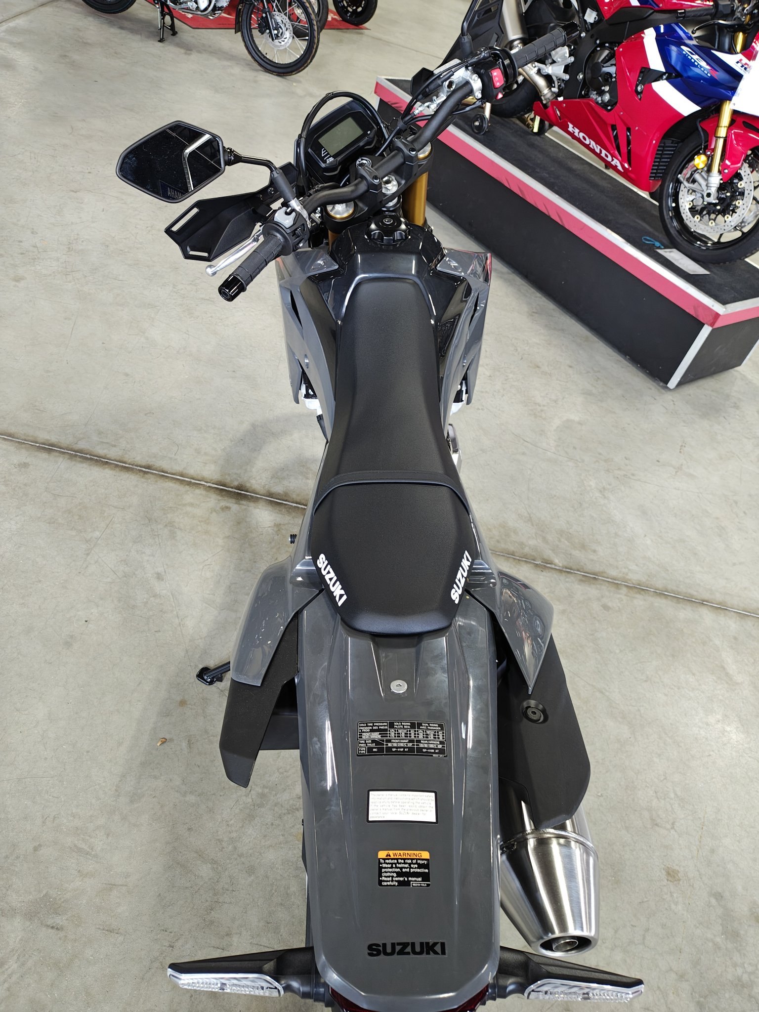 2026 Suzuki DR-Z4S+ 7