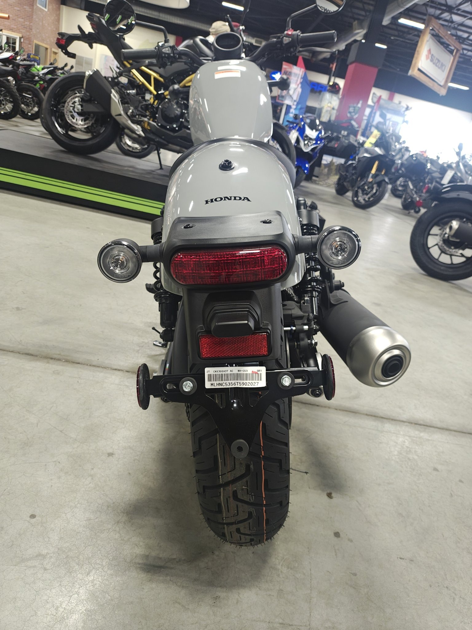 2026 Honda Rebel 300 E-Clutch 4