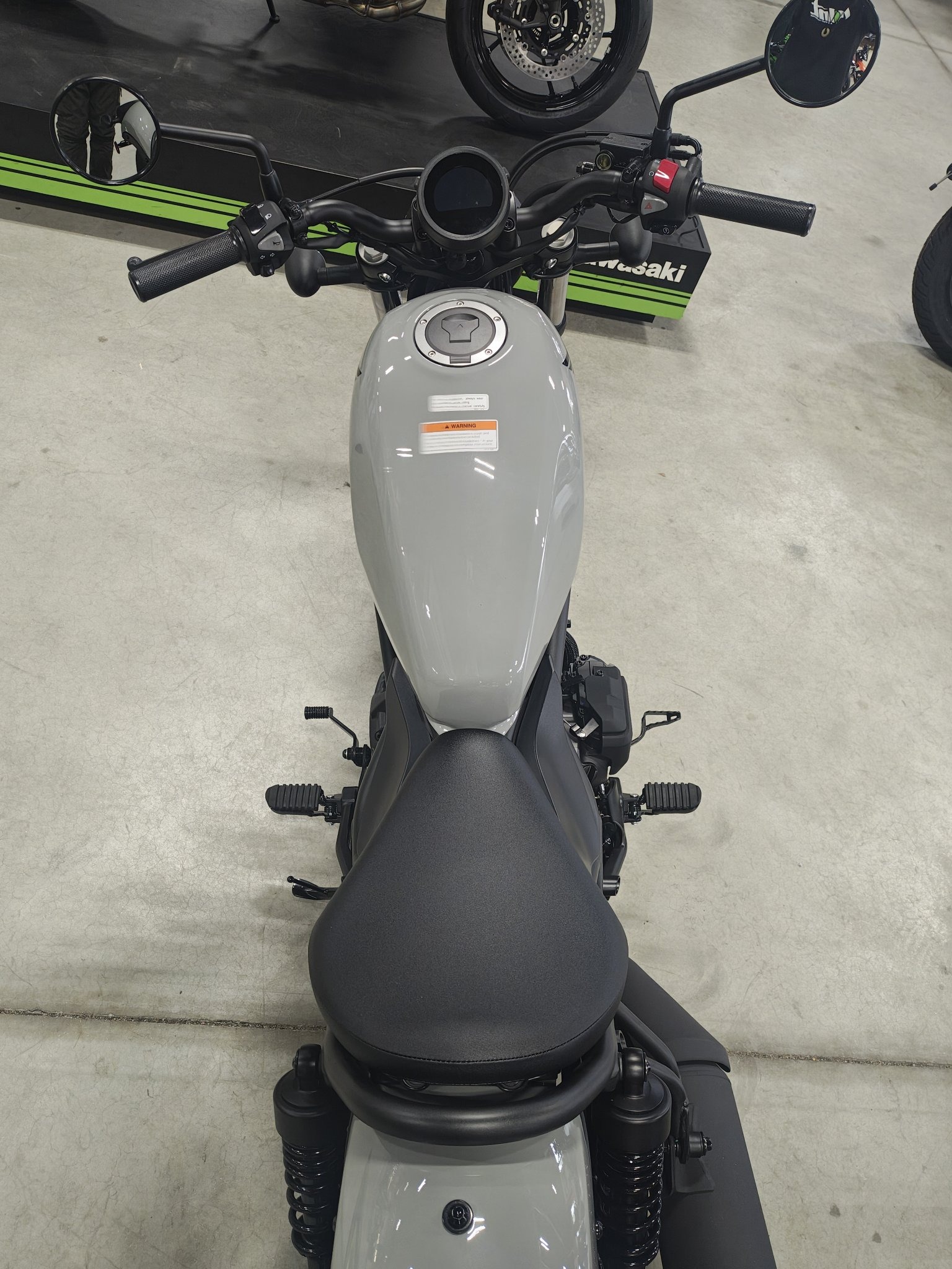 2026 Honda Rebel 300 E-Clutch 5