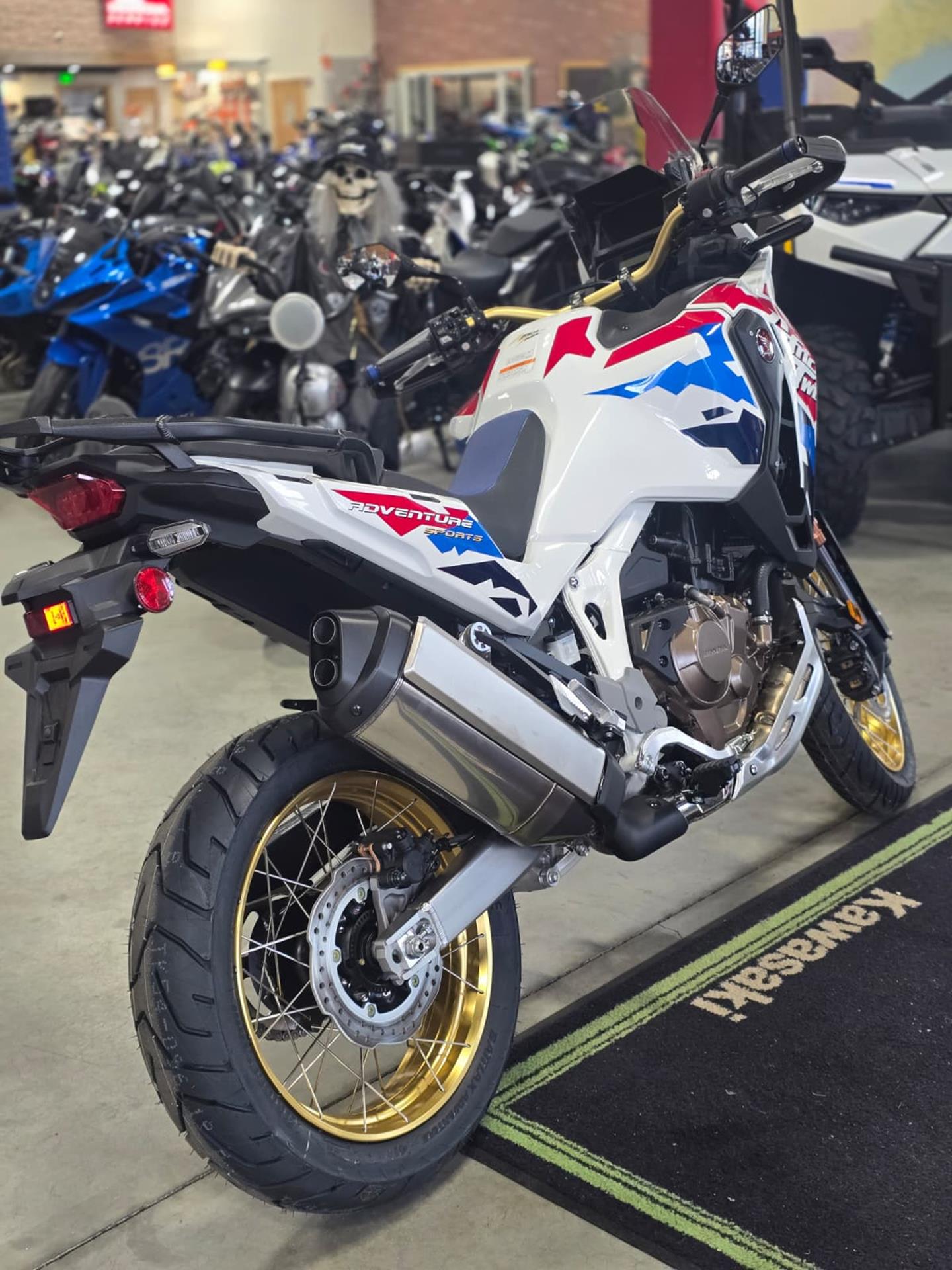 2025 Honda Africa Twin Adventure Sports ES in Auburn, Massachusetts - Photo 2