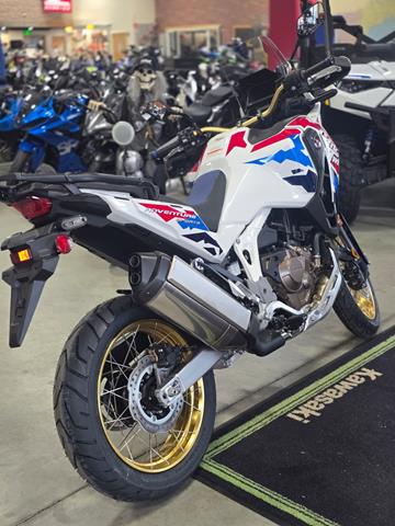 2025 Honda Africa Twin Adventure Sports ES in Auburn, Massachusetts - Photo 2