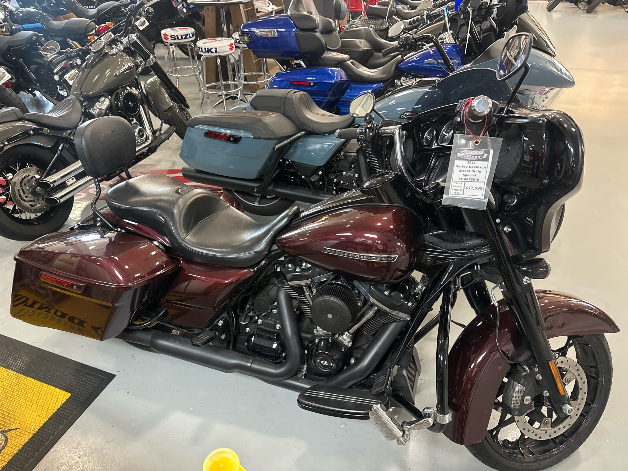 2018 Harley-Davidson Street Glide® Special 1