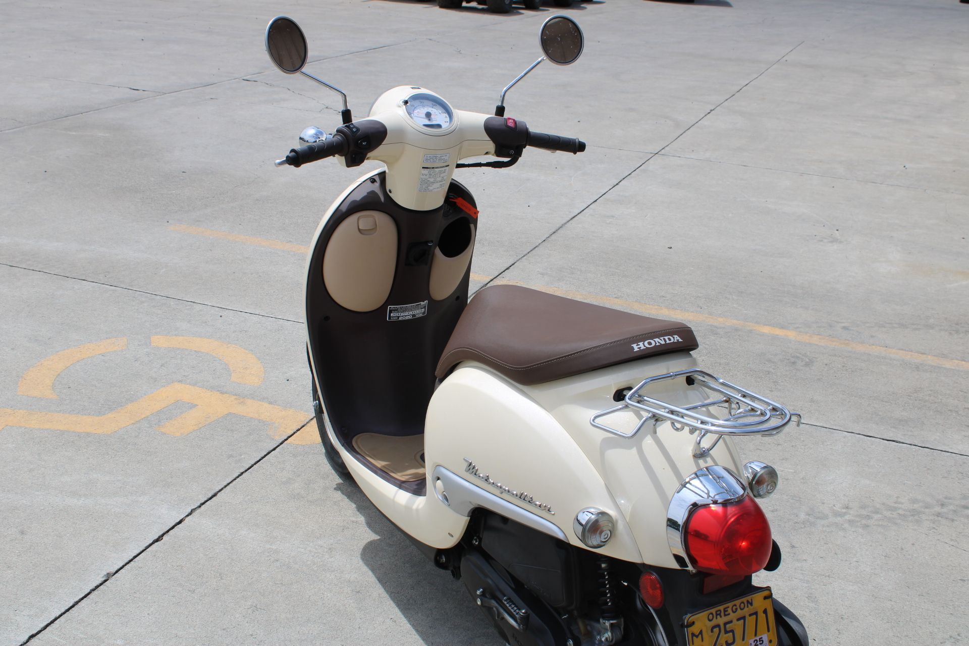 2020 Honda Metropolitan in The Dalles, Oregon - Photo 7