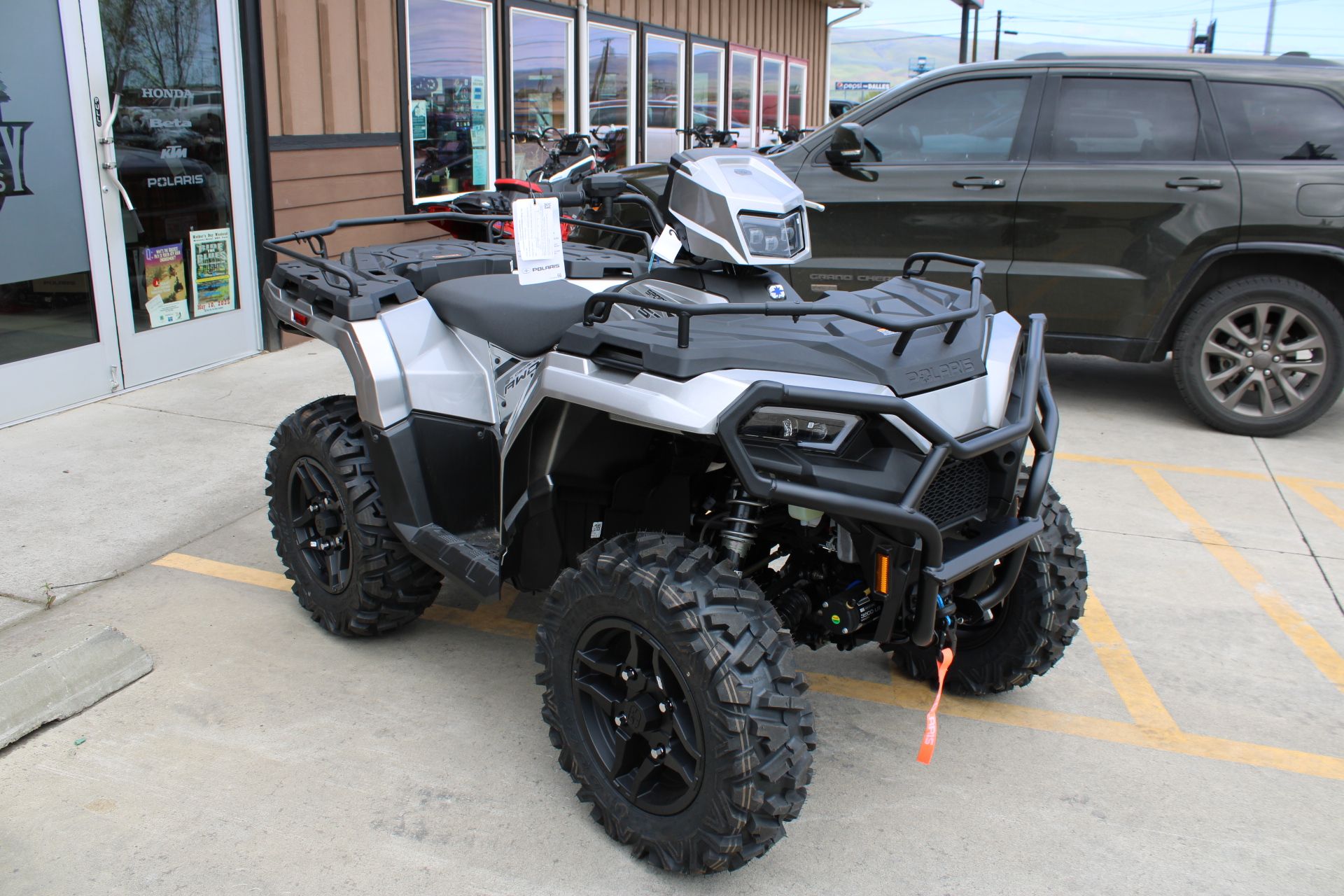 2025 Polaris Sportsman 570 Ultimate in The Dalles, Oregon - Photo 3