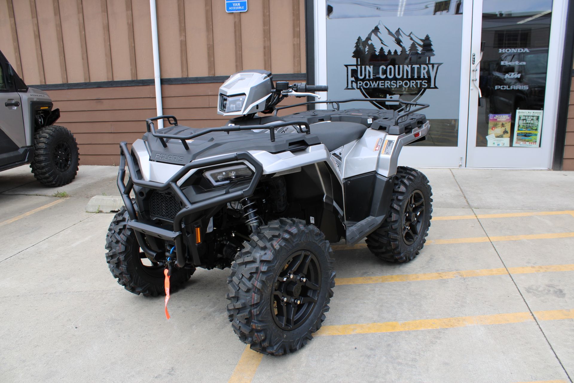 2025 Polaris Sportsman 570 Ultimate in The Dalles, Oregon - Photo 1