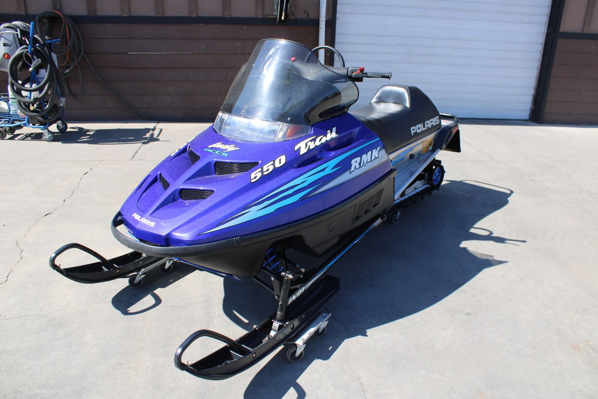 2000 Polaris Indy Trail RMK in The Dalles, Oregon - Photo 1