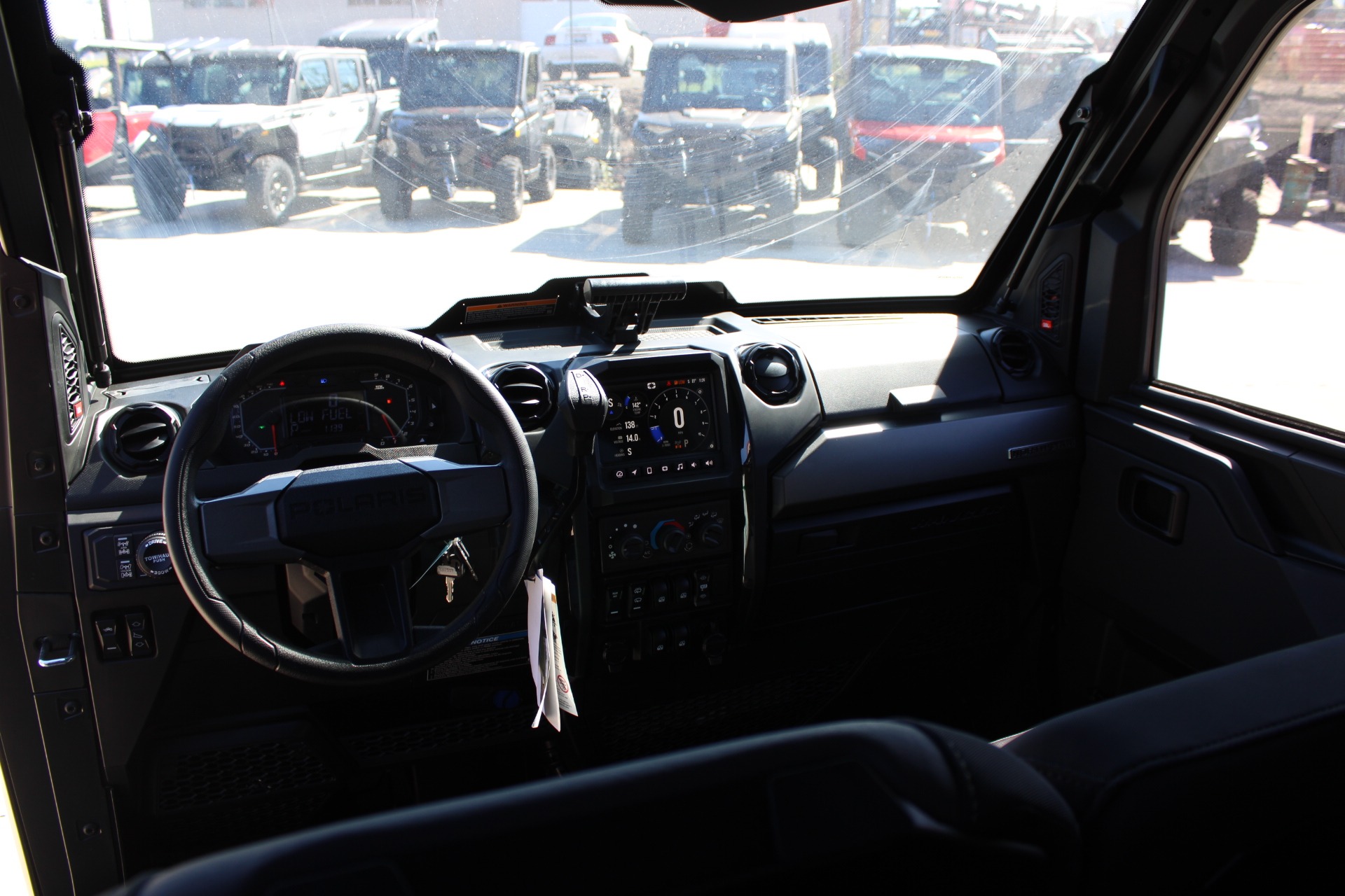 2027 Polaris Ranger Crew XD 1500 NorthStar Ultimate 11