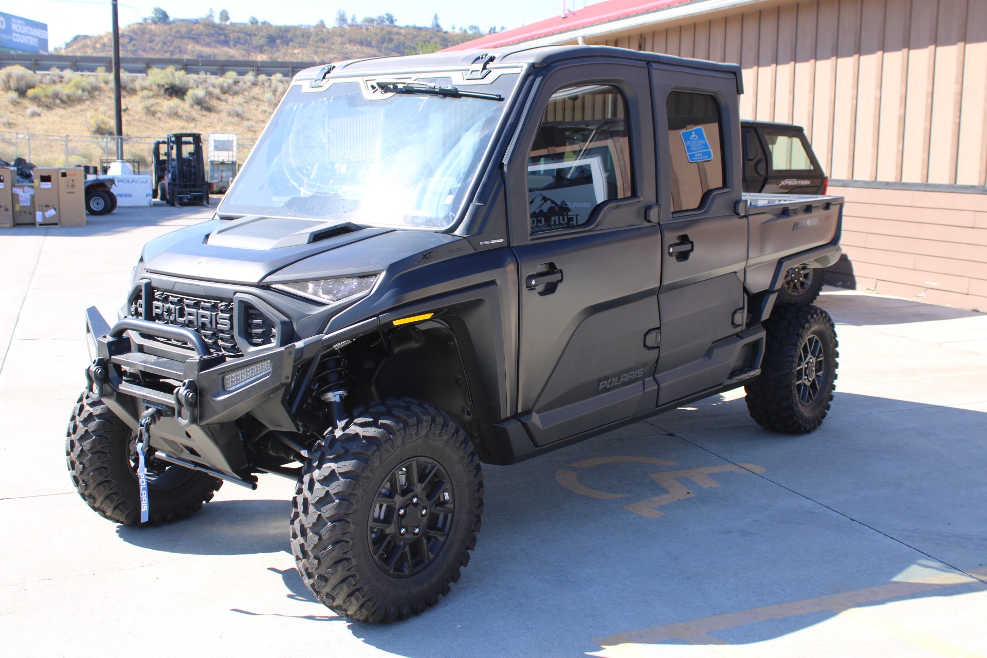 2027 Polaris Ranger Crew XD 1500 NorthStar Ultimate 3