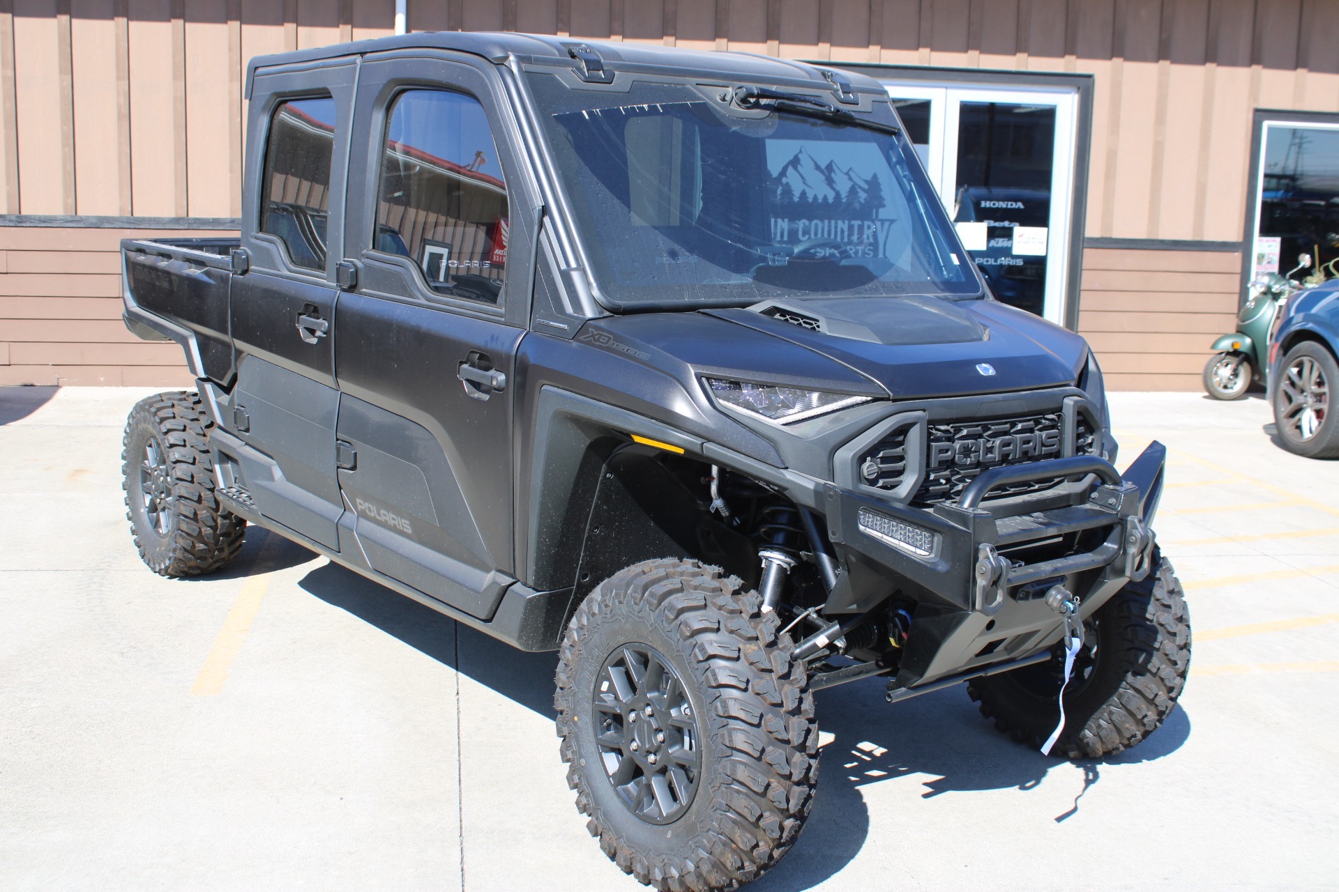 2027 Polaris Ranger Crew XD 1500 NorthStar Ultimate 1