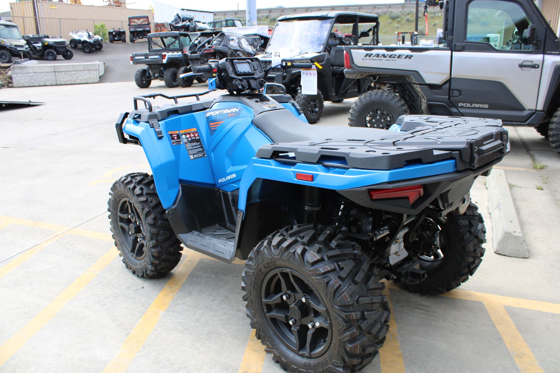 2025 Polaris Sportsman 570 Trail in The Dalles, Oregon - Photo 8