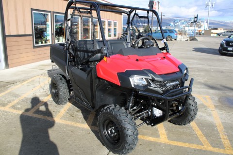 2026 Honda Pioneer 700 in The Dalles, Oregon - Photo 3