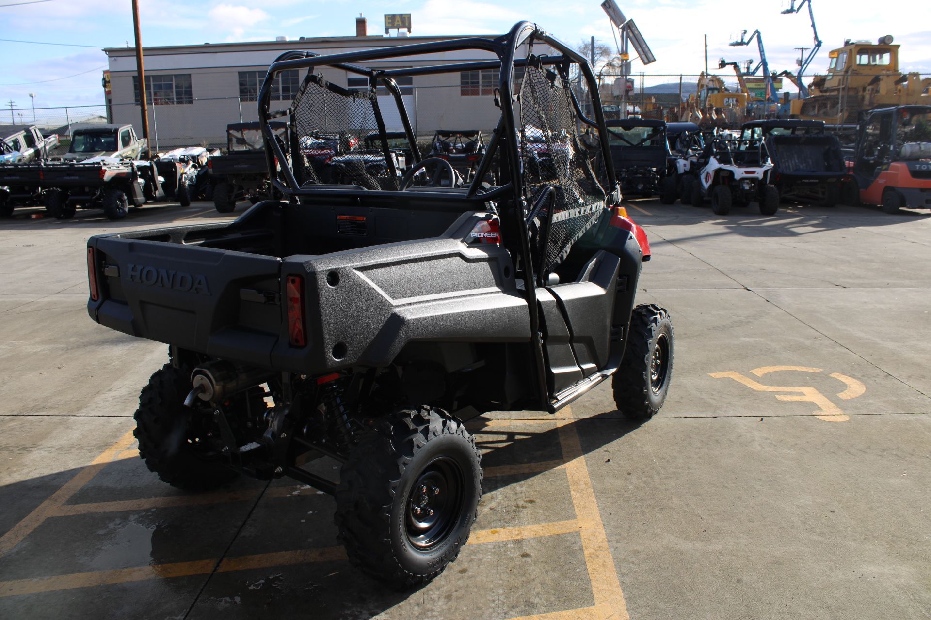 2026 Honda Pioneer 700 in The Dalles, Oregon - Photo 7
