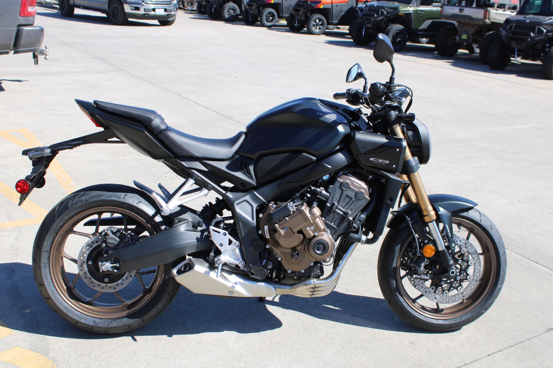 2026 Honda CB650R E-Clutch in The Dalles, Oregon - Photo 4