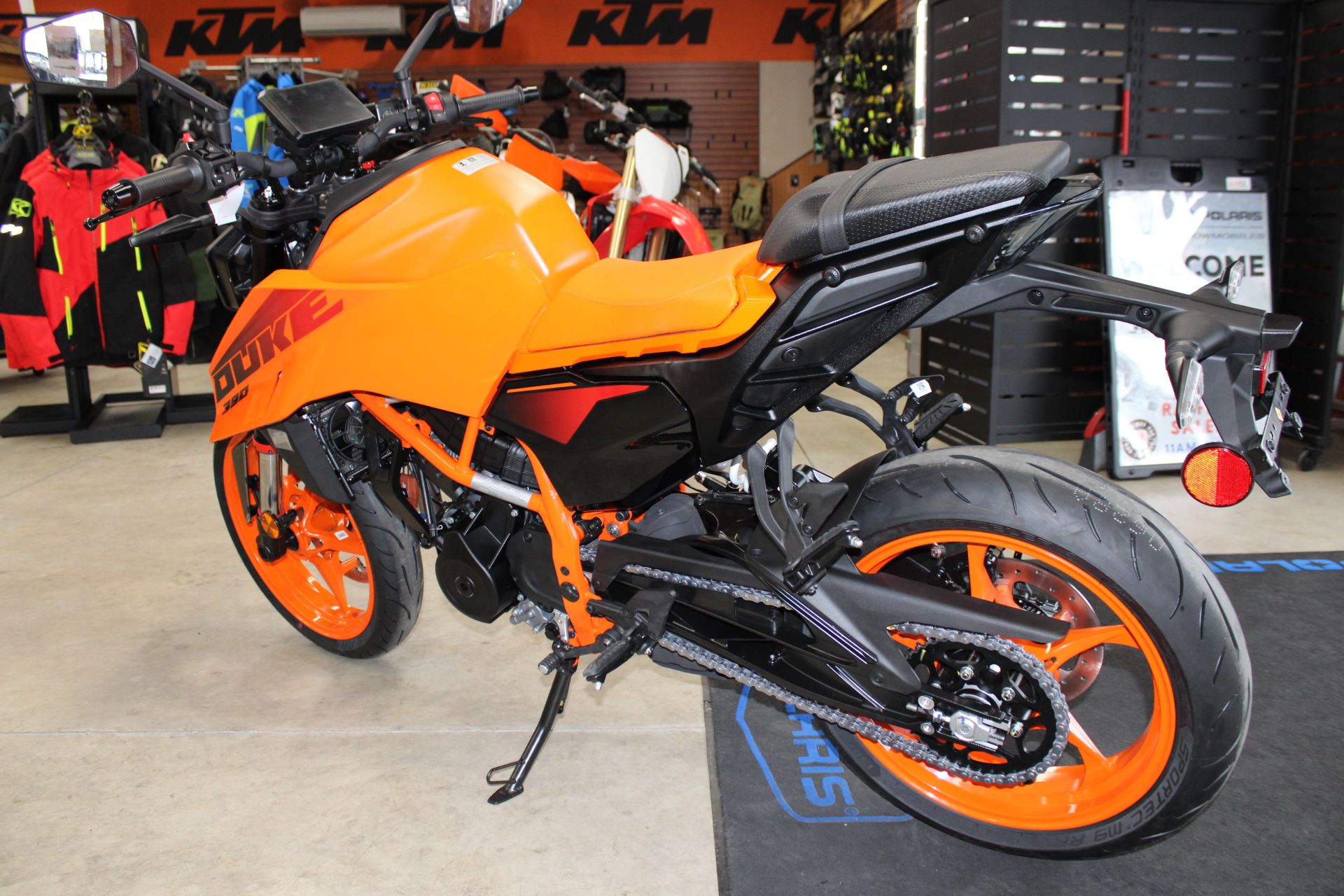 2024 KTM 390 Duke in The Dalles, Oregon - Photo 5