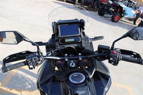 2025 Honda Africa Twin DCT in The Dalles, Oregon - Photo 9