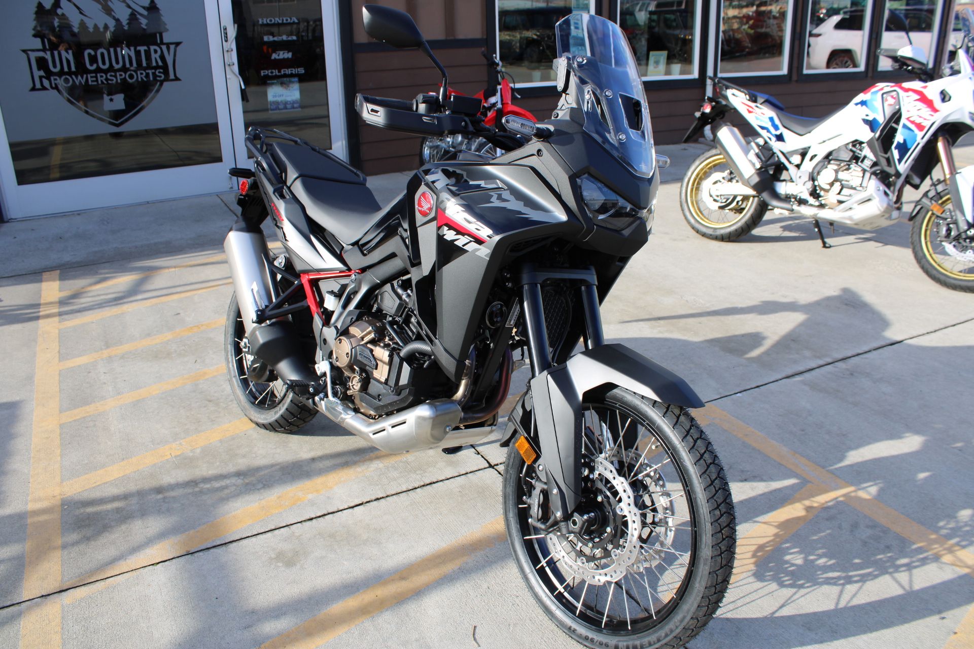 2025 Honda Africa Twin DCT in The Dalles, Oregon - Photo 1