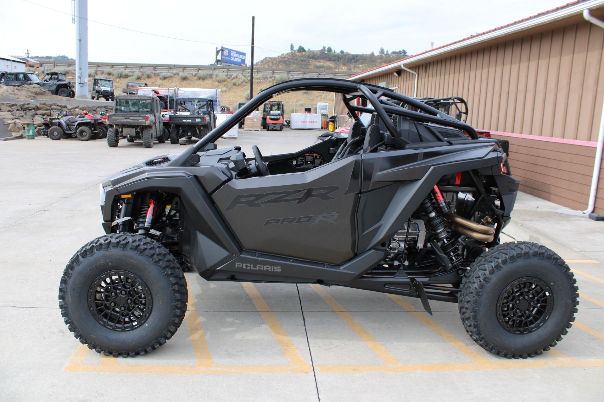 2025 Polaris RZR PRO R Ultimate in The Dalles, Oregon - Photo 6