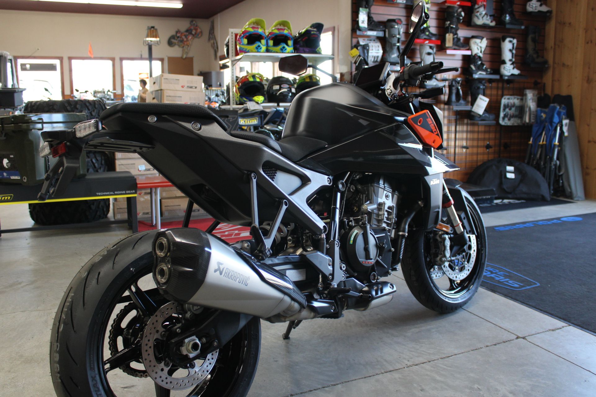 2024 KTM 990 Duke in The Dalles, Oregon - Photo 5