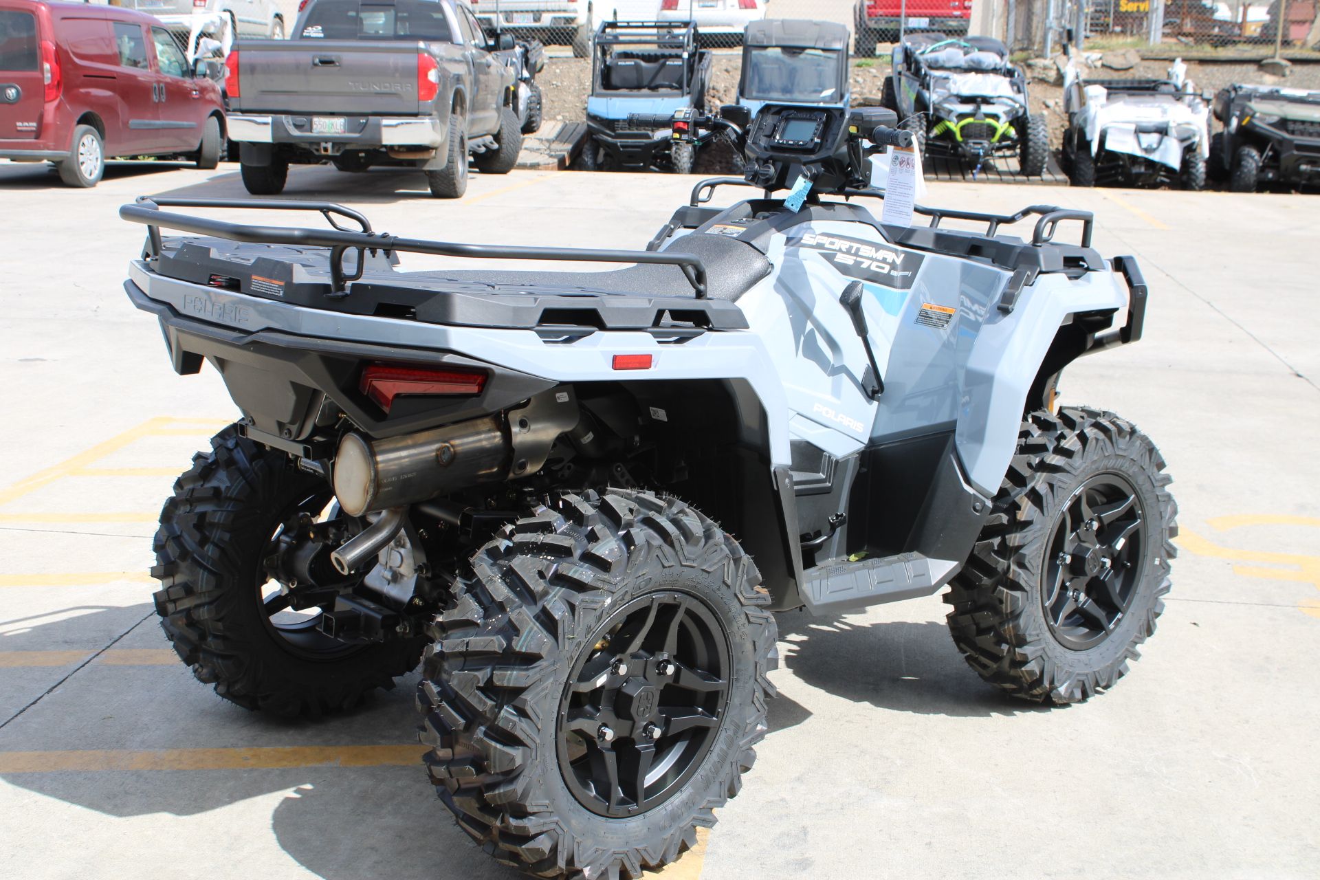 2025 Polaris Sportsman 570 Premium in The Dalles, Oregon - Photo 5