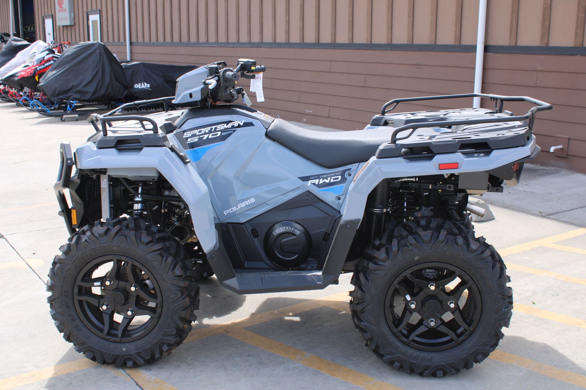 2025 Polaris Sportsman 570 Premium in The Dalles, Oregon - Photo 8