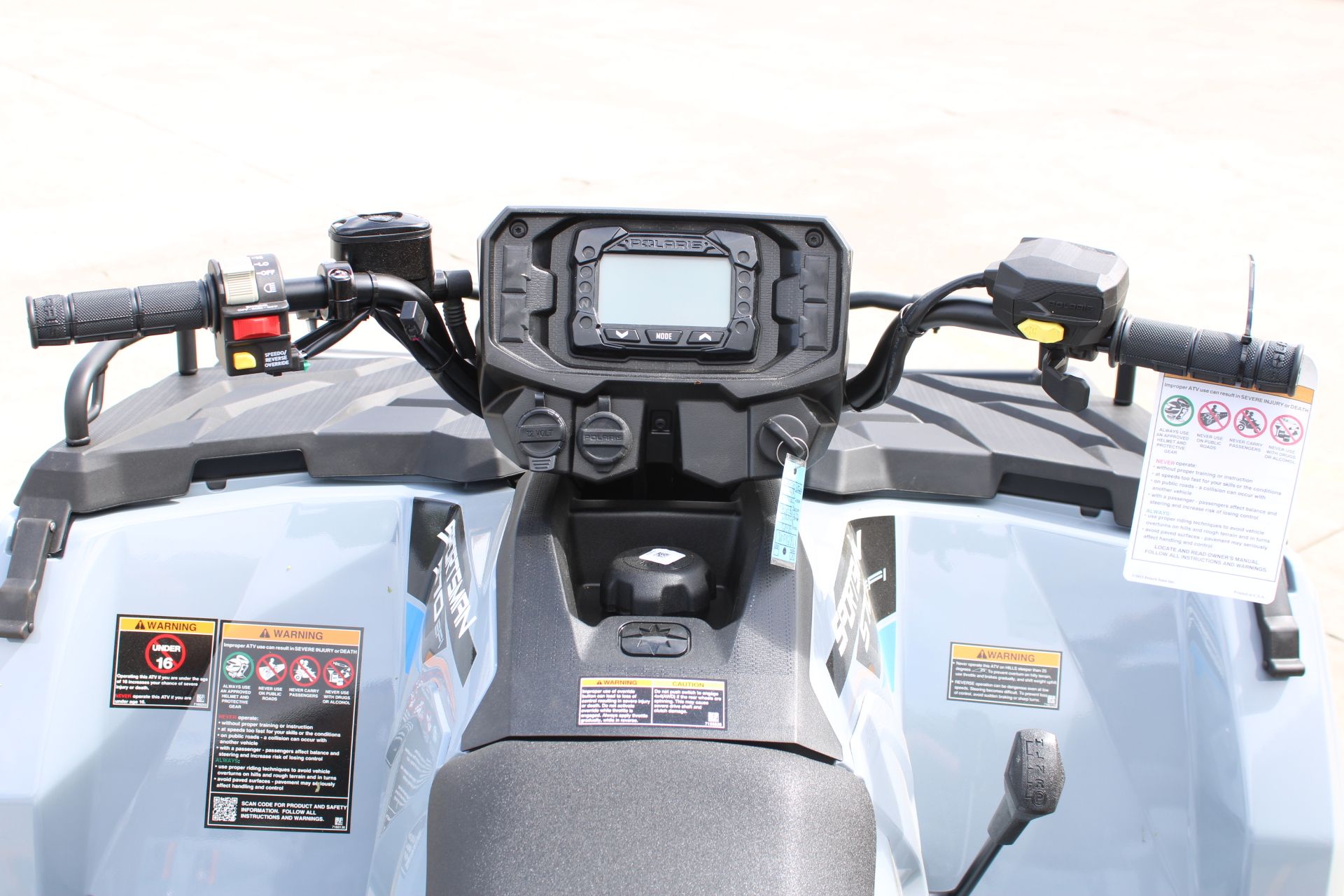 2025 Polaris Sportsman 570 Premium in The Dalles, Oregon - Photo 10
