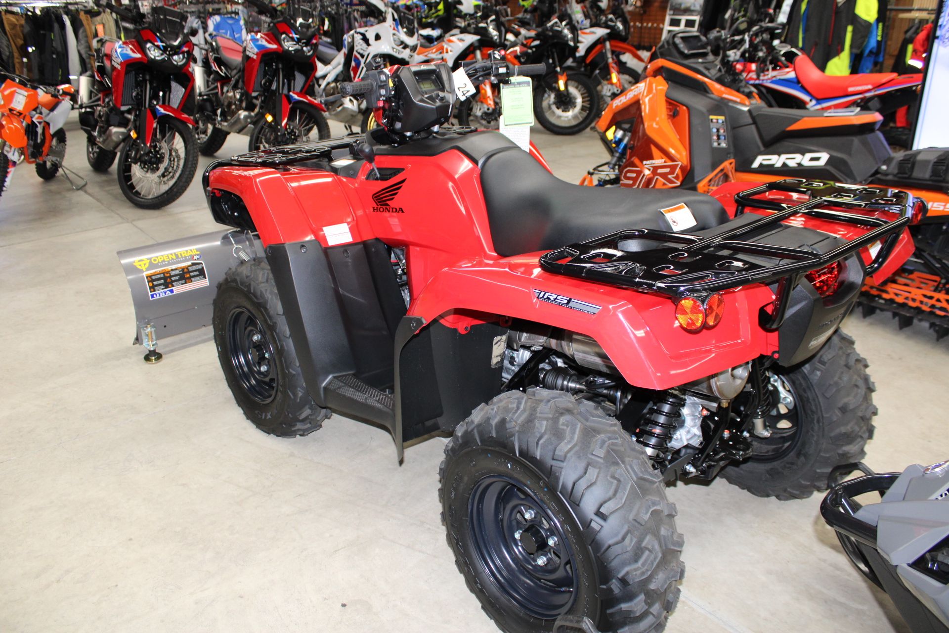 2025 Honda FourTrax Foreman Rubicon 4x4 Automatic DCT EPS in The Dalles, Oregon - Photo 5