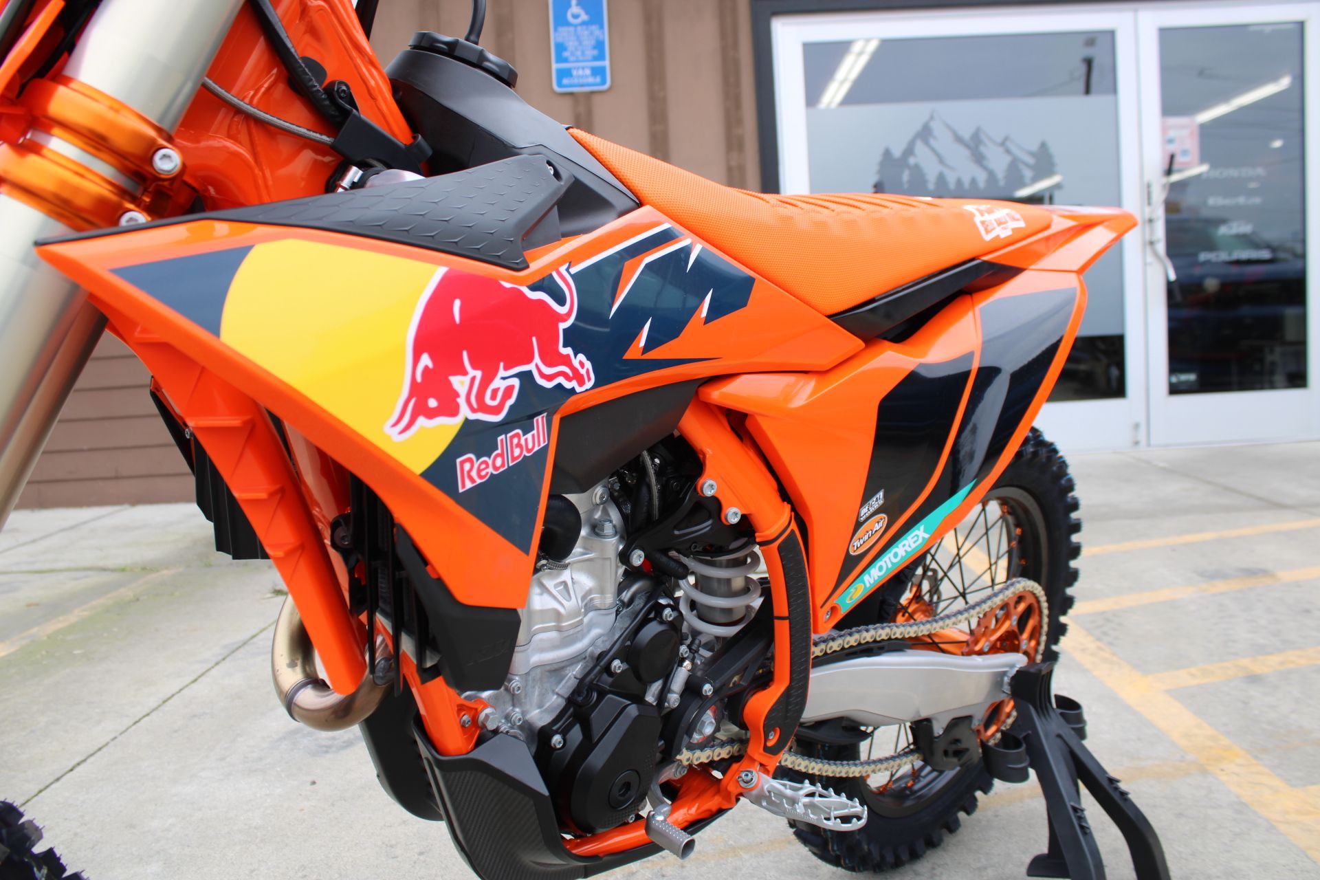 2026 KTM 250 SX-F Factory Edition in The Dalles, Oregon - Photo 17