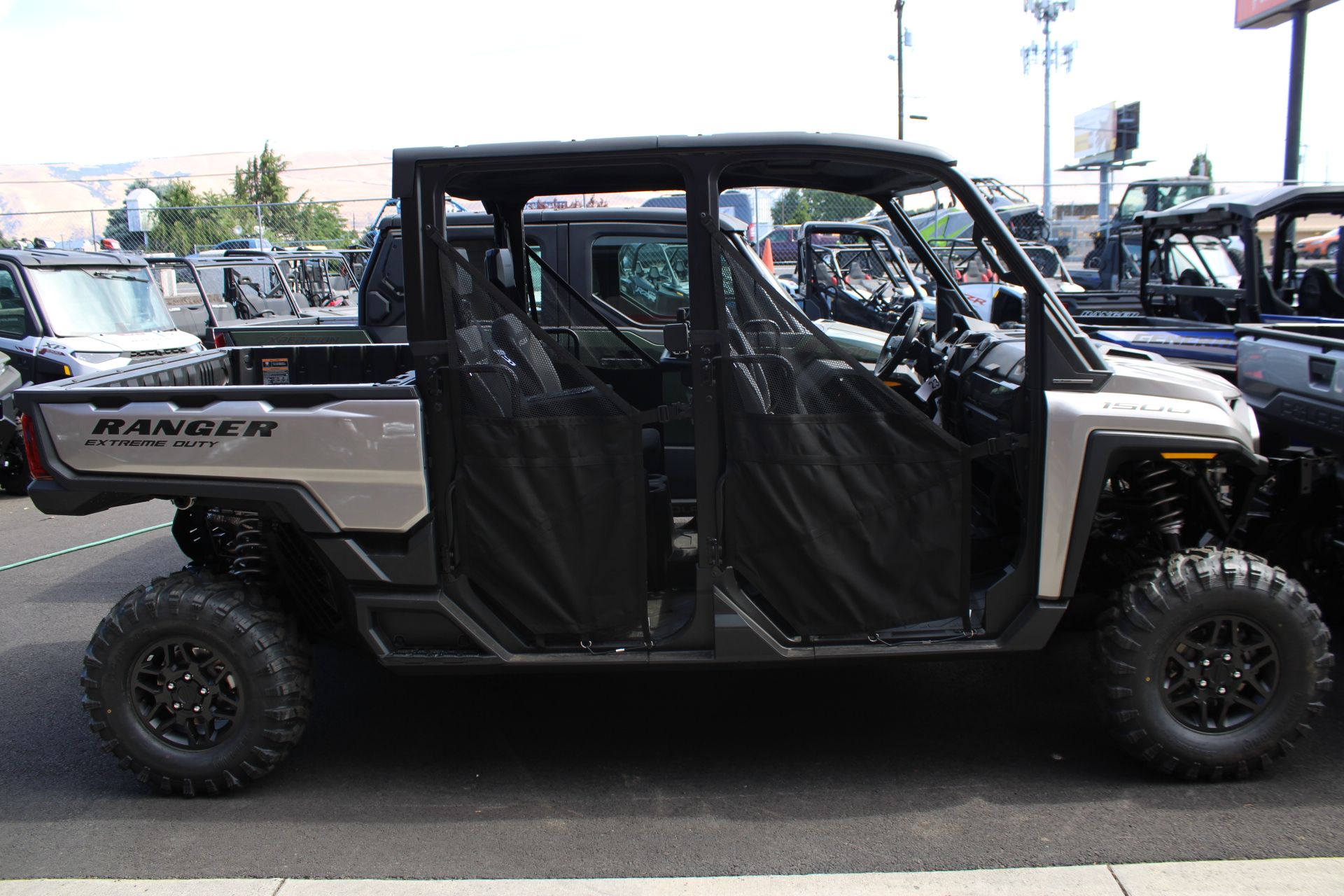 2024 Polaris Ranger Crew XD 1500 Premium in The Dalles, Oregon - Photo 2