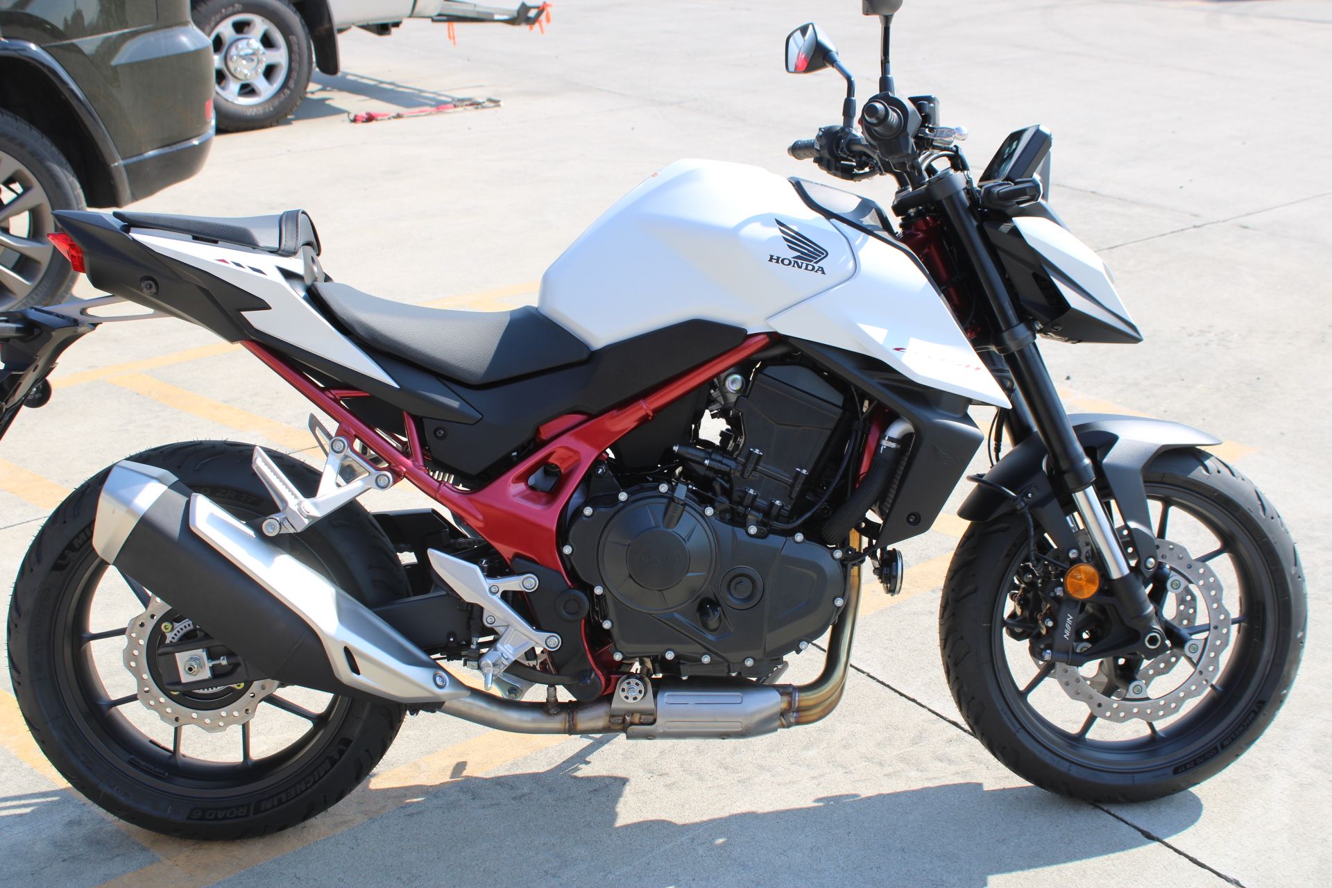 2025 Honda CB750 Hornet in The Dalles, Oregon - Photo 5